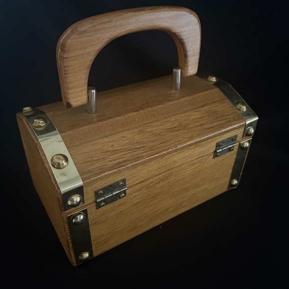 Vintage Wood Purse Handbag with Brass Accents - Japan - Tally-Ho Creation - Picture 4 of 16